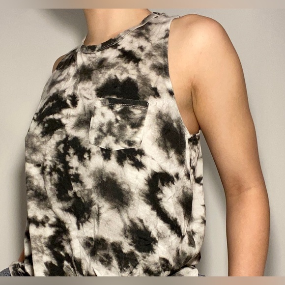 Bluenotes, tanktop, black and white tye-dye, size M - Picture 3 of 4